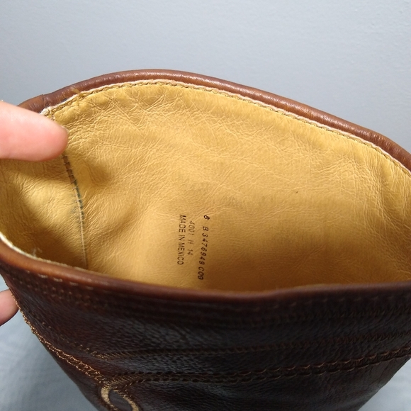 Frye Women's Western Distressed Brown Boots 8B - Picture 5 of 8